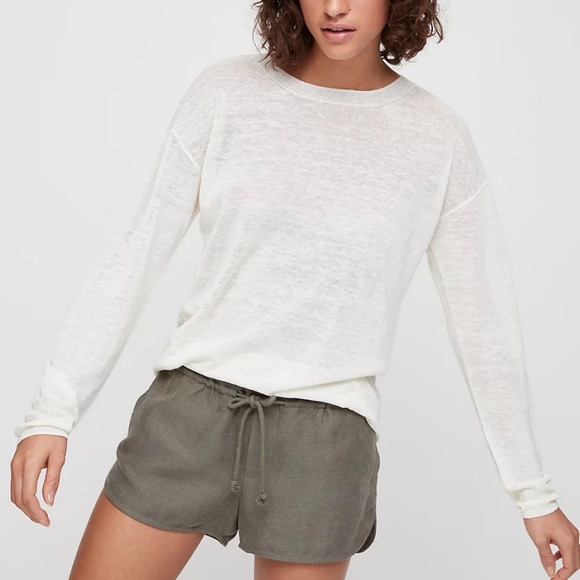 aritzia | habitus shorts | linen blend | light grey purple - Picture 6 of 7
